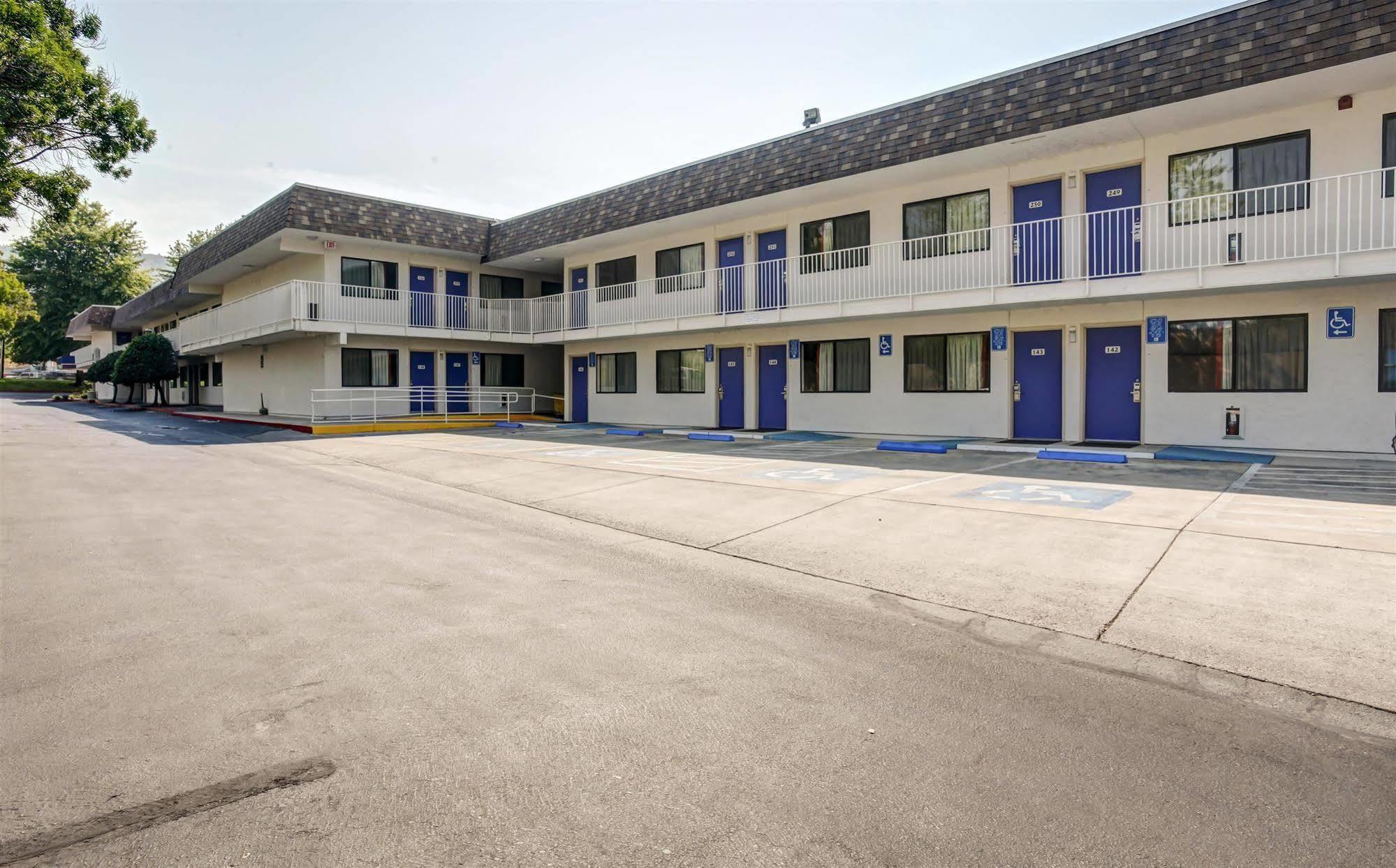 Motel 6-Grants Pass, Or Exterior photo